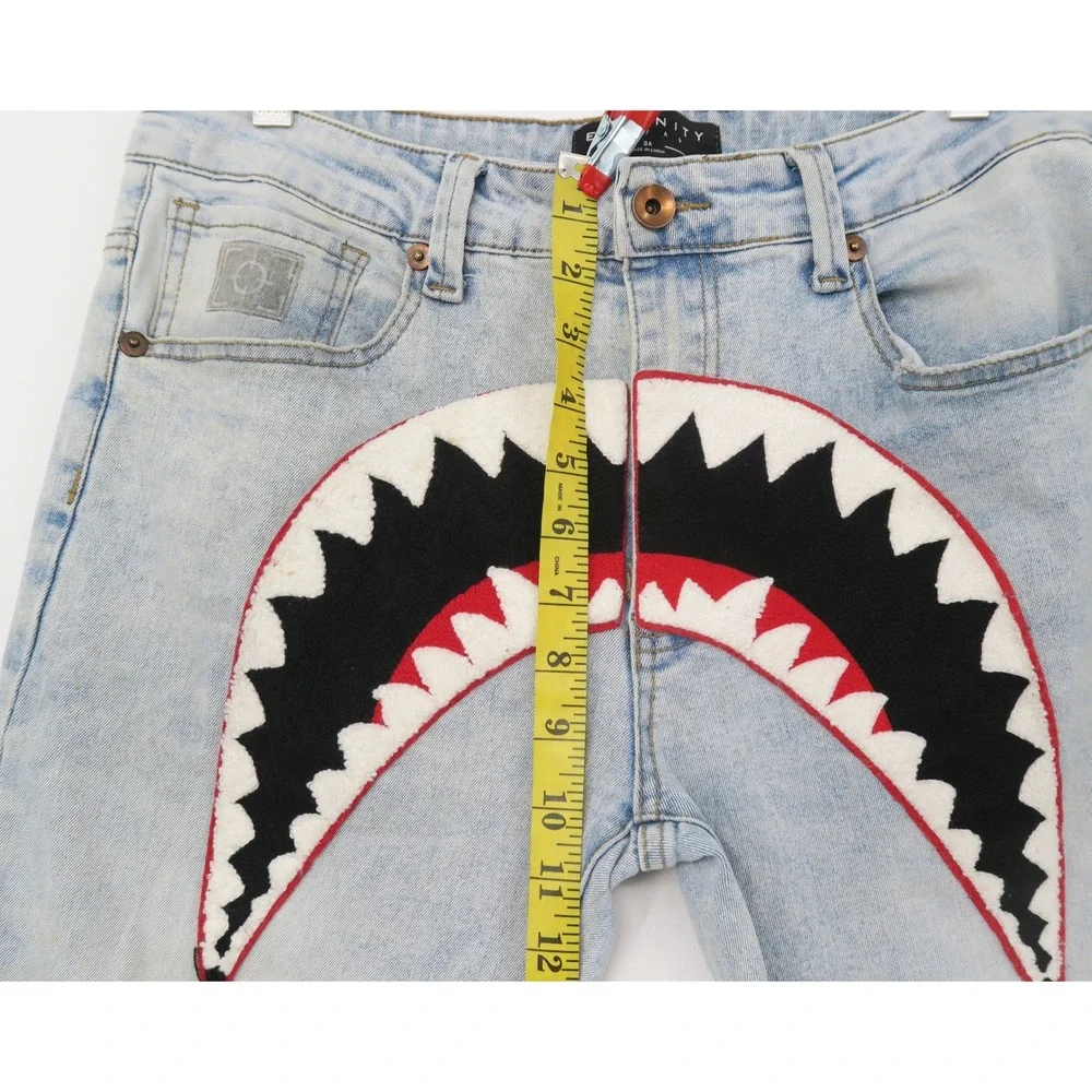 Eternity BC/AD Mens Shark Mouth Patch Distressed Skinny Jeans Light Wash Size 34
